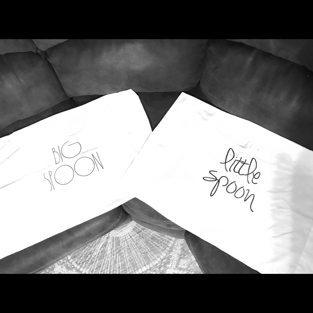 2 standard pillowcases. Big spoon & little spoon!
